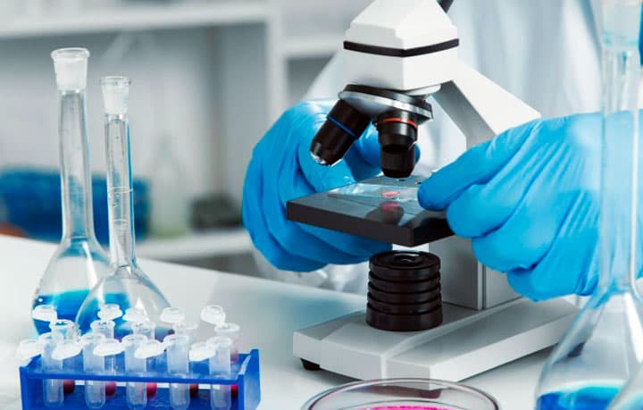 Equipo profesional BIOCLIN Perú